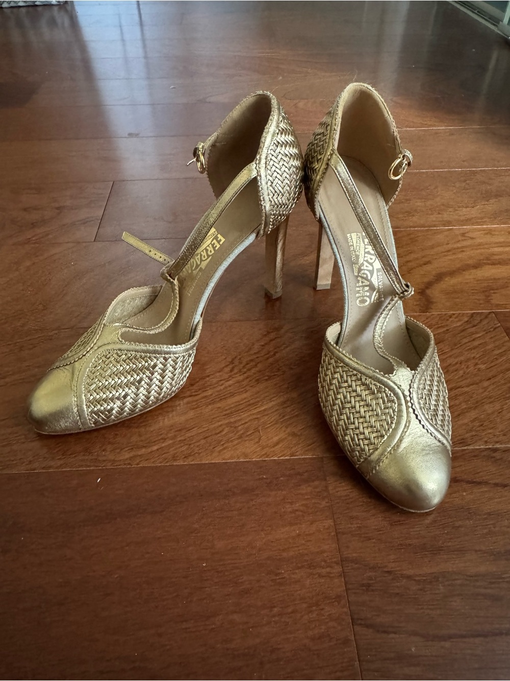 Salvatore Ferragamo T-strap Metallic Gold Woven Ankle-Strap Pumps 8.5 B